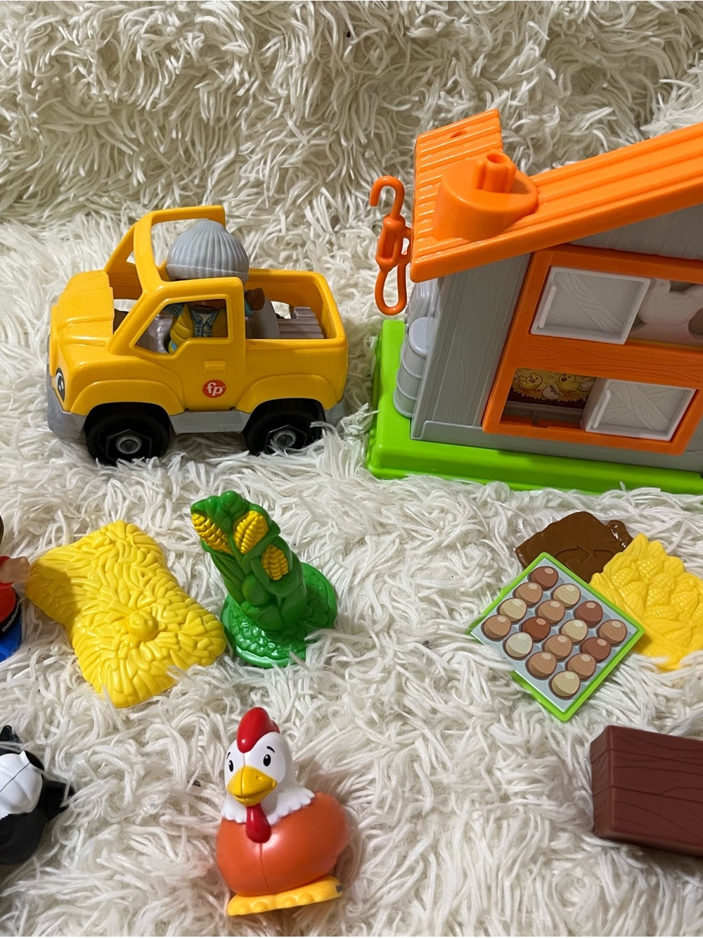 Little People Fisher Price barn Kids Farm Delivery Truck Toy with Animal Figures